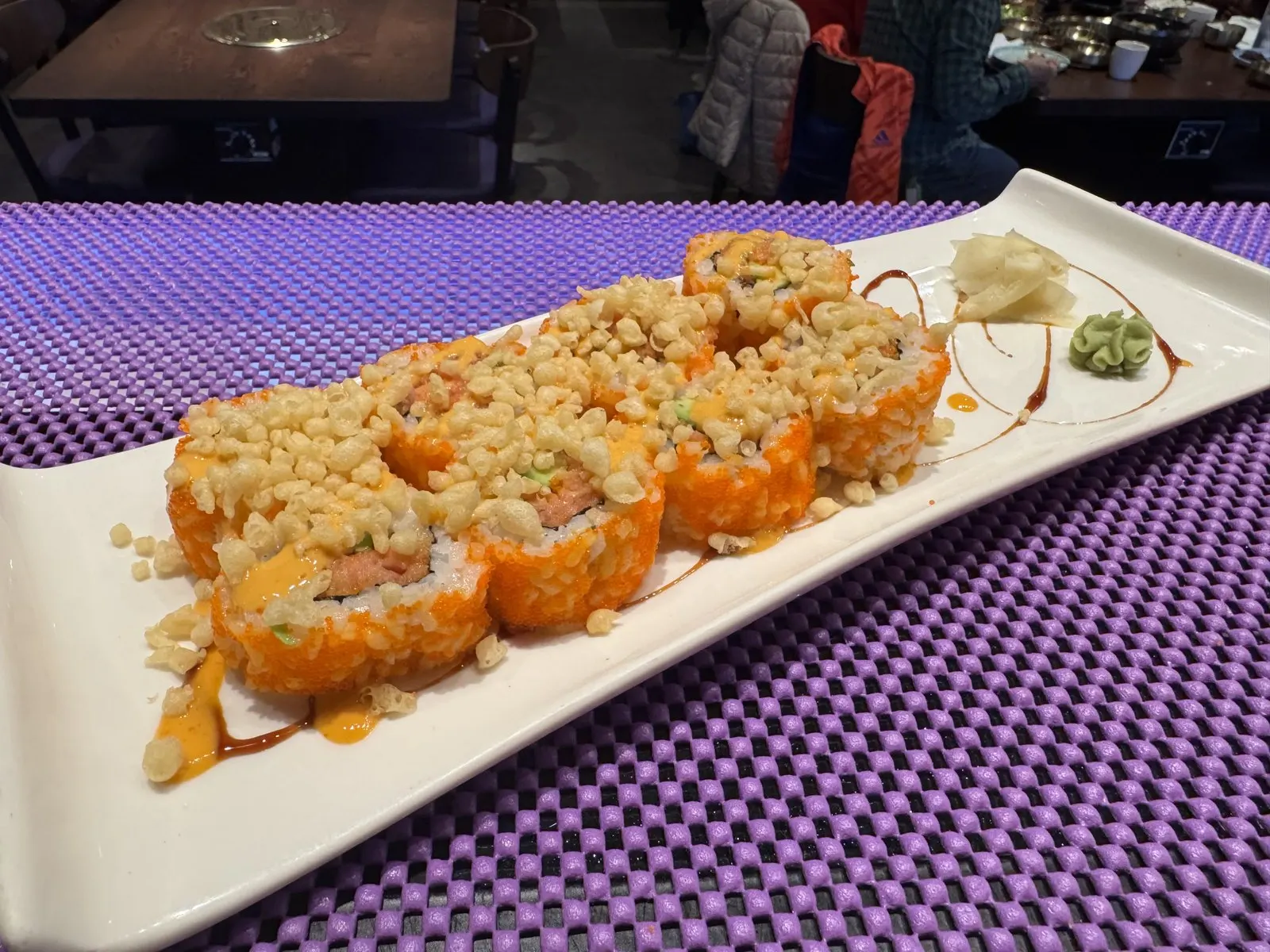 Kinderkamack sushi roll topped with crunchy tempura flakes at Sendai